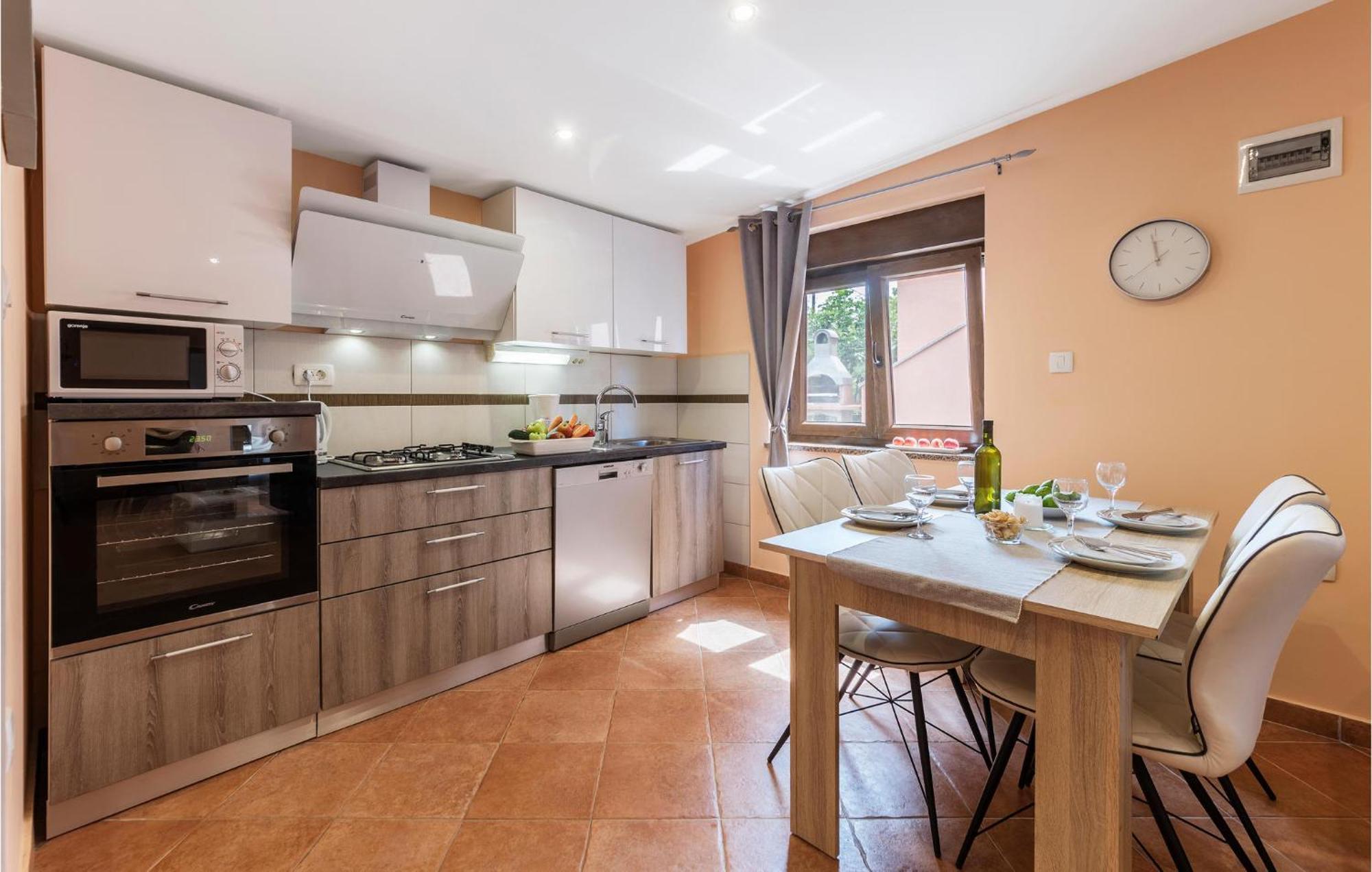 1 Bedroom Stunning Apartment In Pula Exterior foto